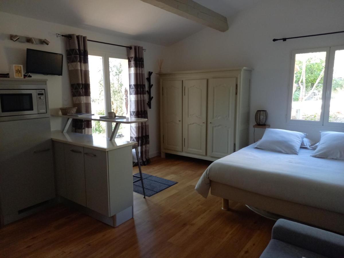 Gite Avec Spa Jacuzzi Au Coeur De Provence Cote D'Azur Saint-Antonin-du-Var Exterior foto